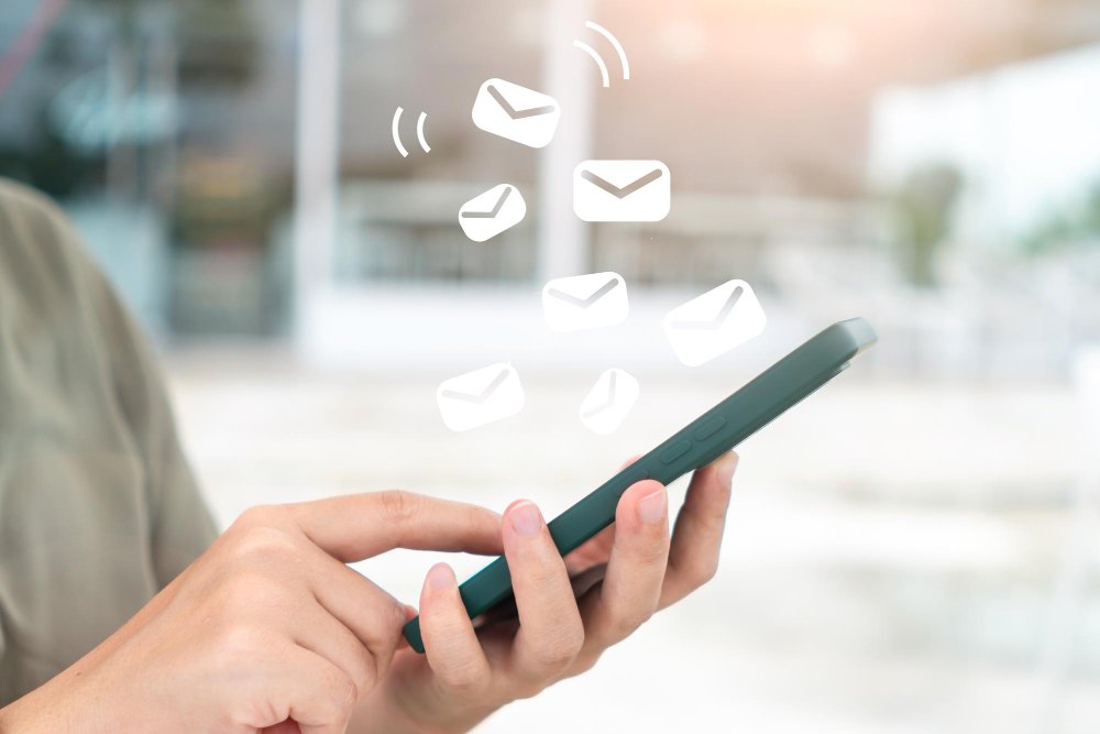 Kaj je SMS marketing oglaševanje? Kako se ga lotiti?